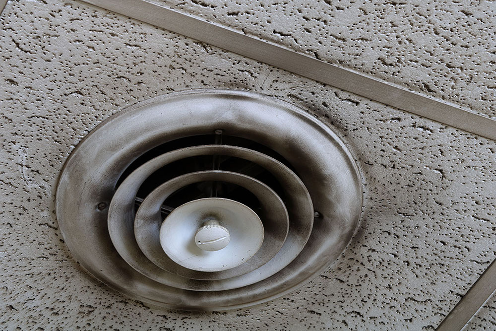 Mold inspection and air duct mold treatment in Gaithersburg